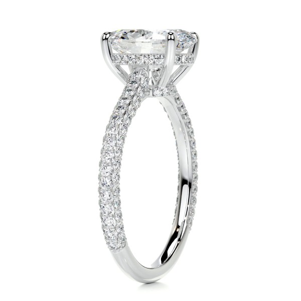 Gleaming Reflection Gold Diamond Ring Oval 7 2a633606