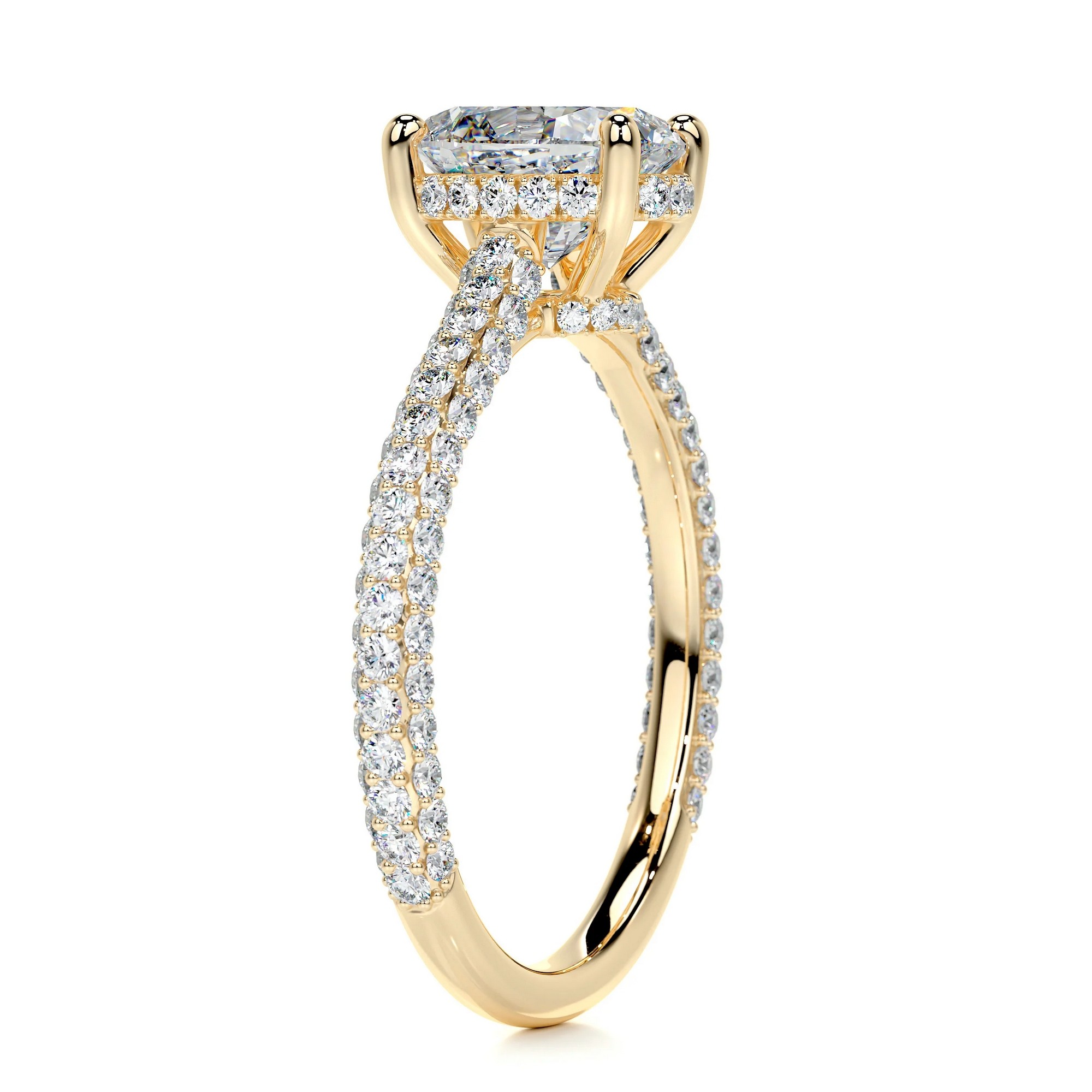 Gleaming Reflection Gold Diamond Ring Oval 11 1 30e45cf9