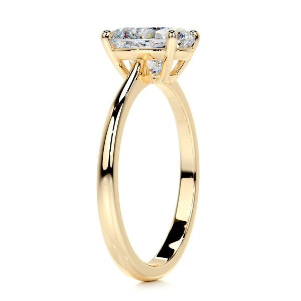 Mesmerizing Sparkle Gold Diamond Ring Oval 12 36ec9c40