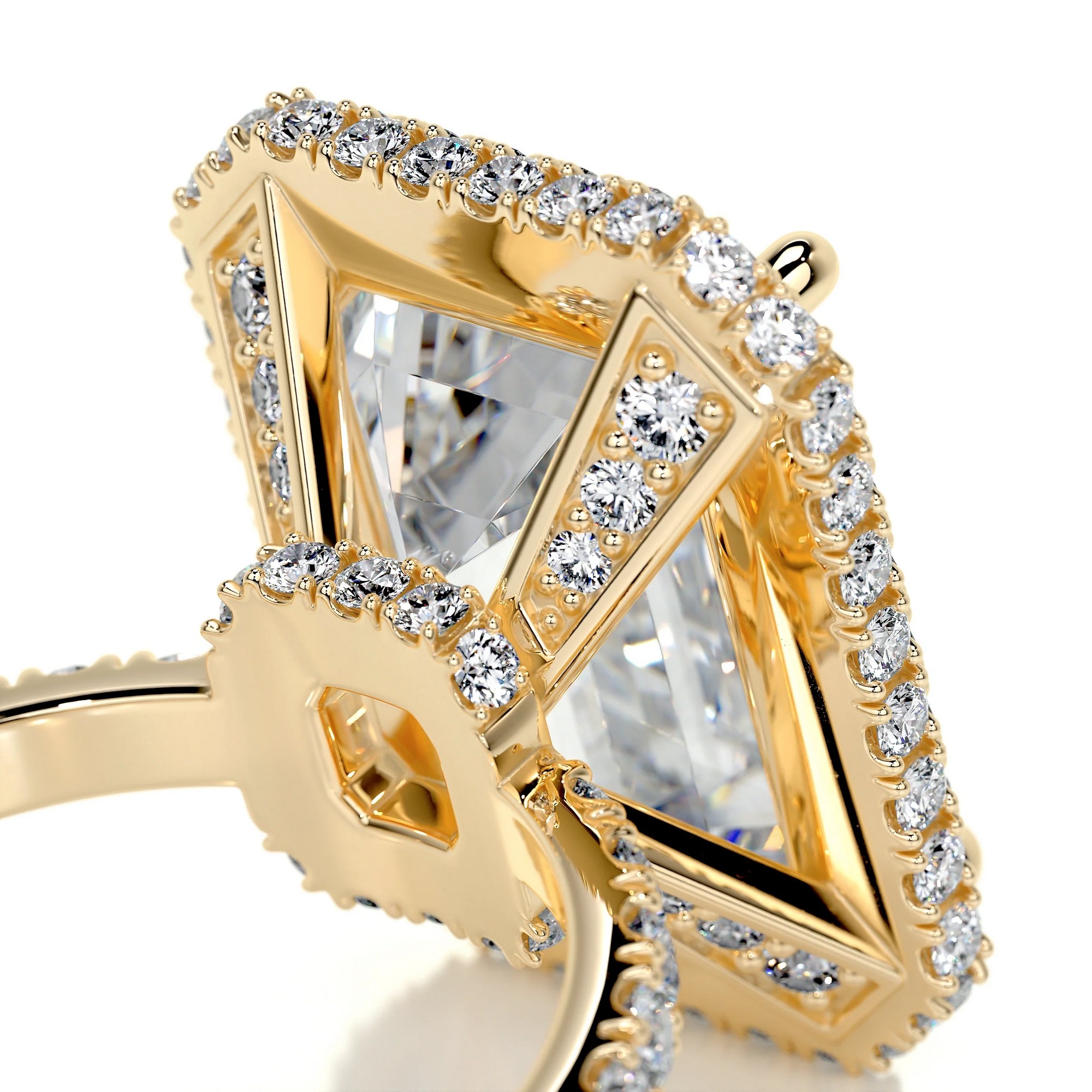 Radiant Sparkle Gold Diamond Ring Emerald 8 362984e1