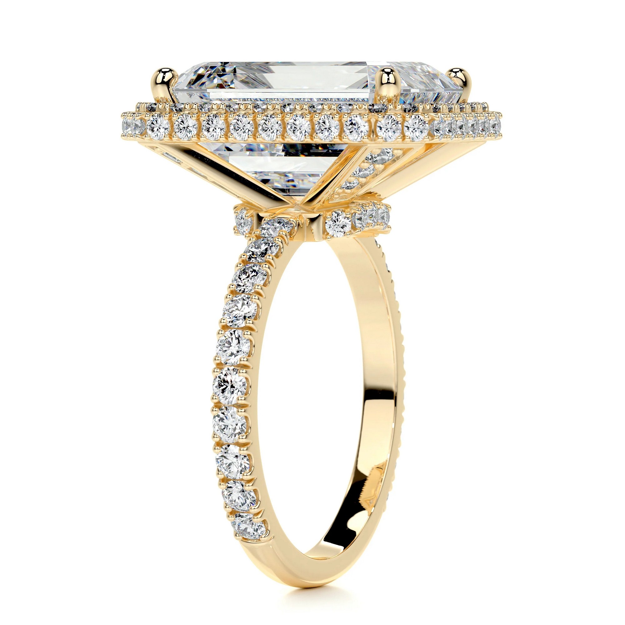 Radiant Sparkle Gold Diamond Ring Emerald 9 379c79fc