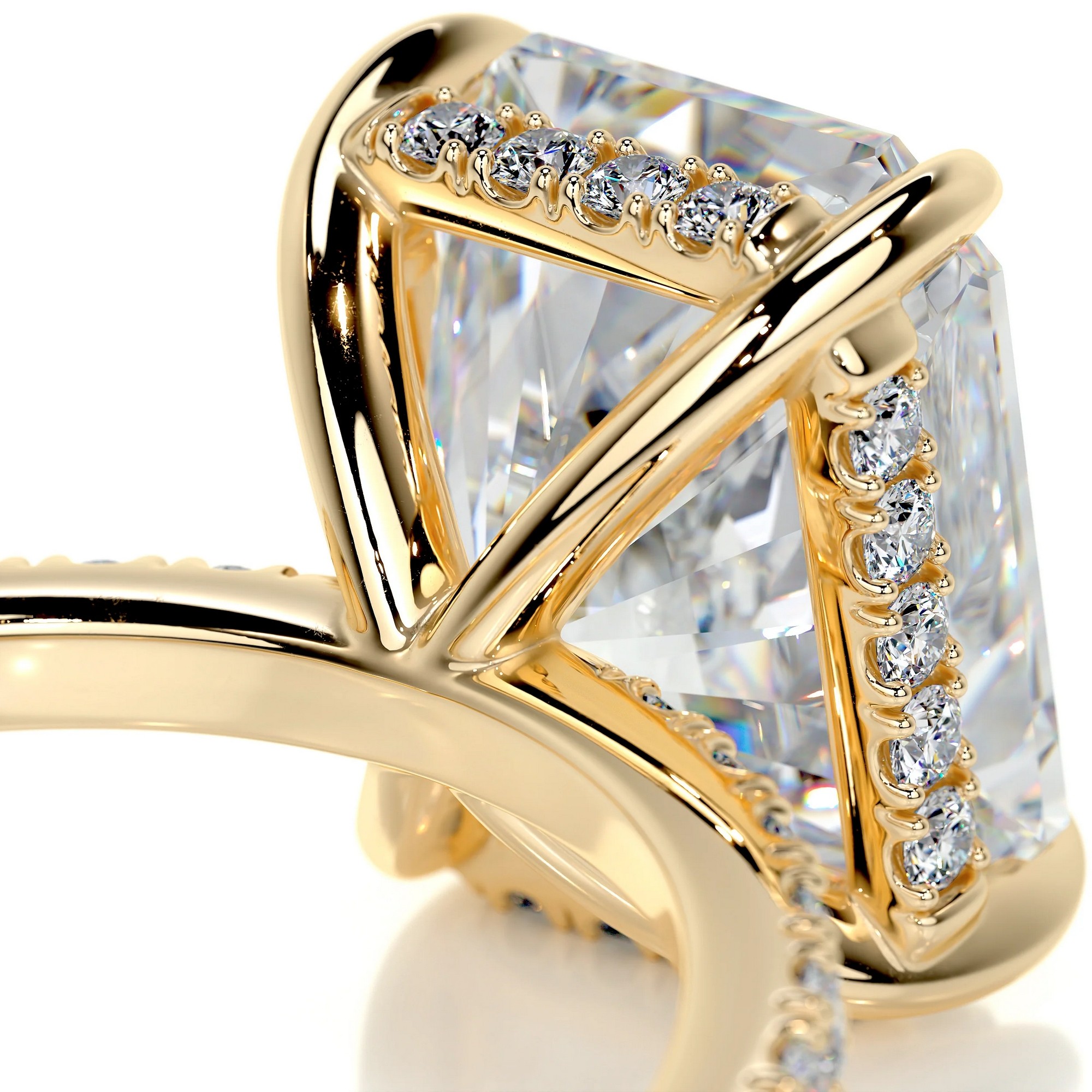 Radiant Sparkle Gold Diamond Ring Radiant 11 615ac314