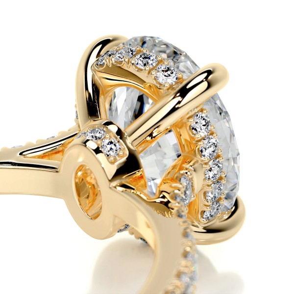 Twinkling Whispers Gold Diamond Ring Oval 8 1 76fb6af6