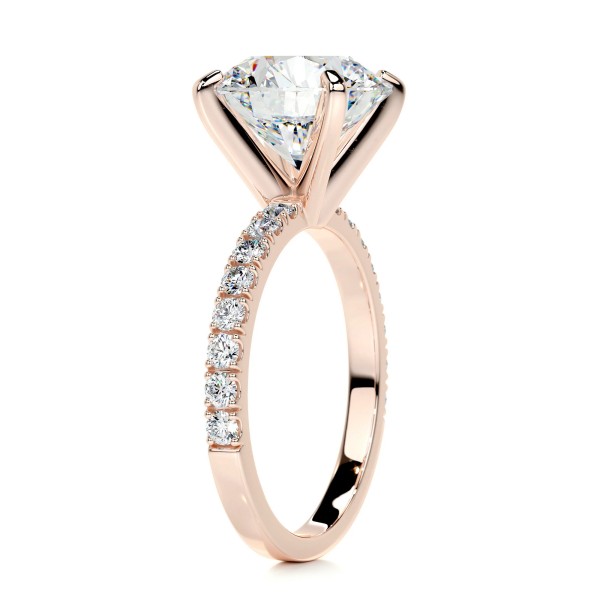 Regal Radiance Gold Diamond Ring Round 3 996af91e