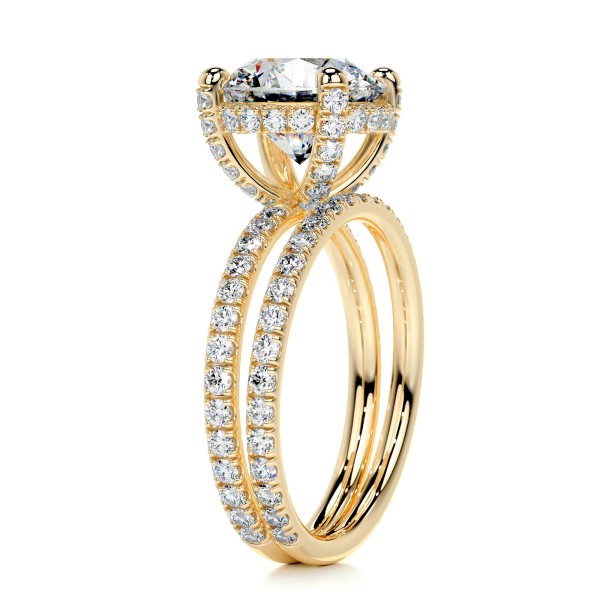 Enchanted Love Gold Diamond Bridal Set Round 11 b927ebc5